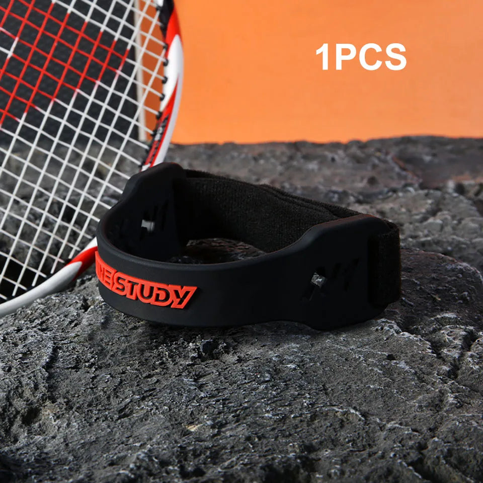 FitGearly sports knee pads with patella strap, designed for knee support during fitness and athletic activities.